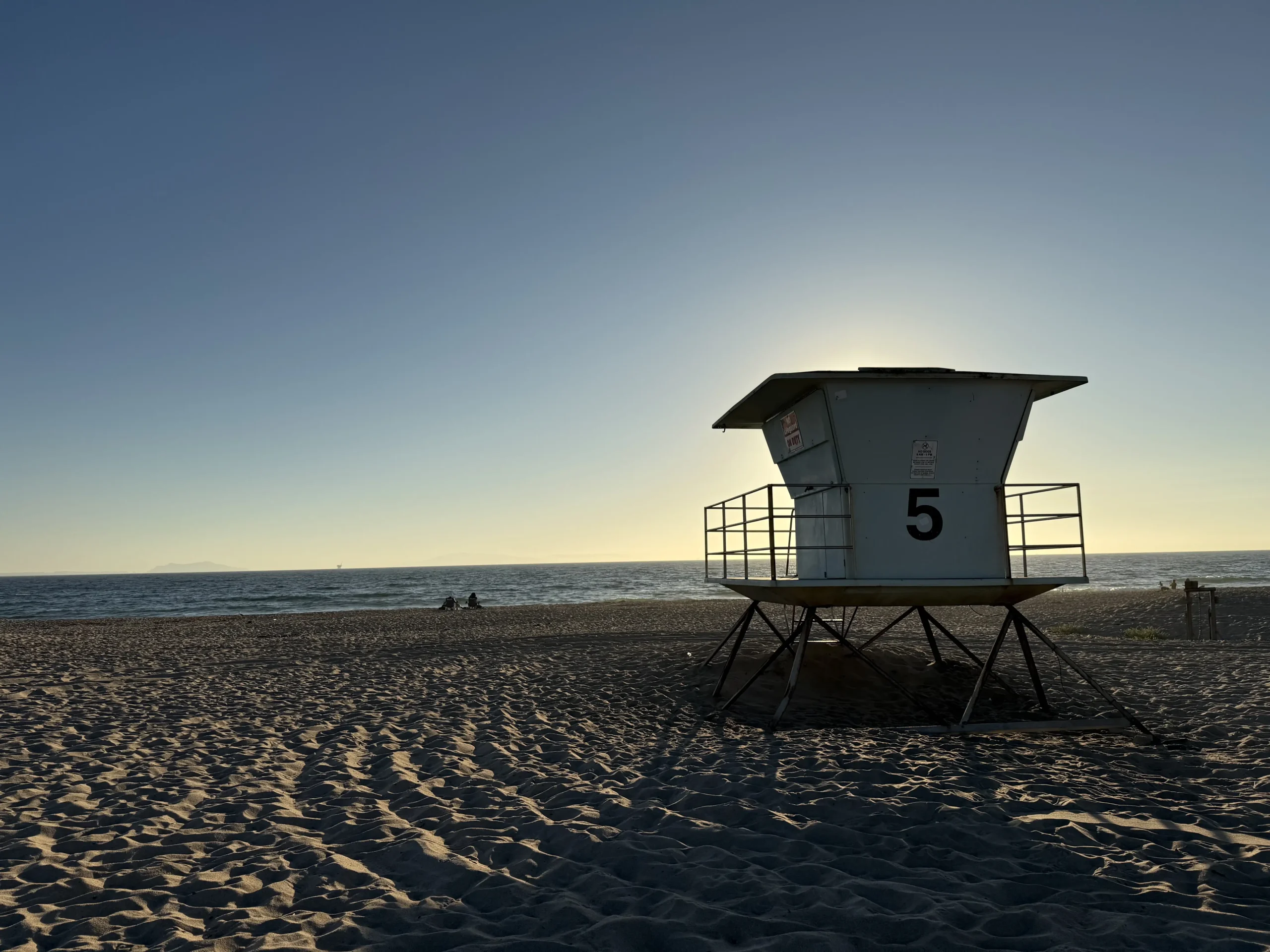 oxnard beach lifeguard tower 2