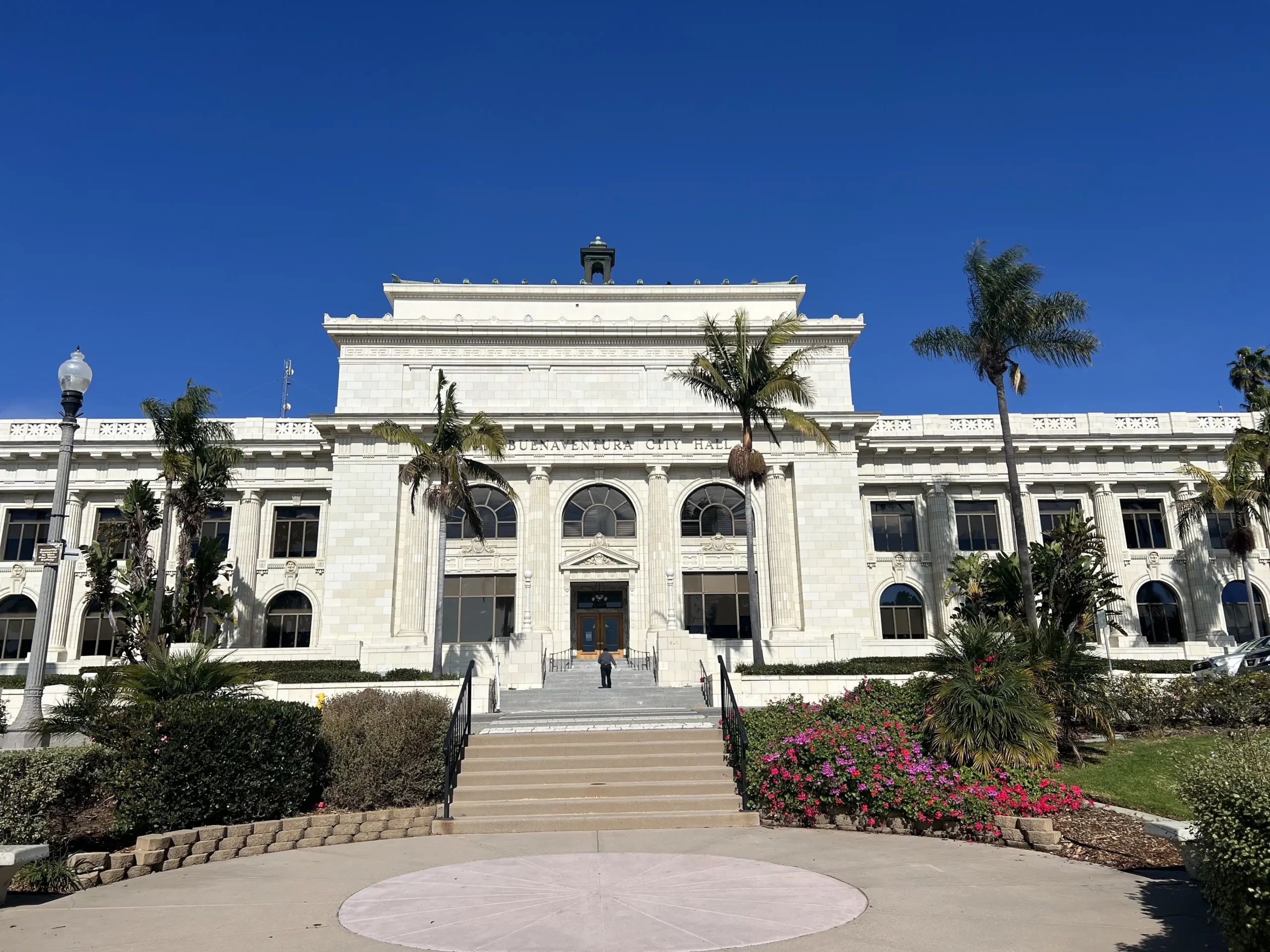 ventura court house 1